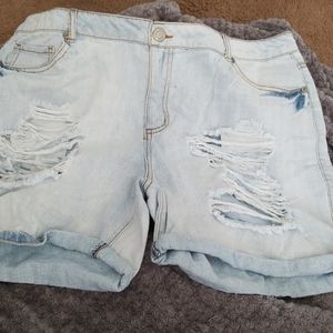 Light wash denim destress